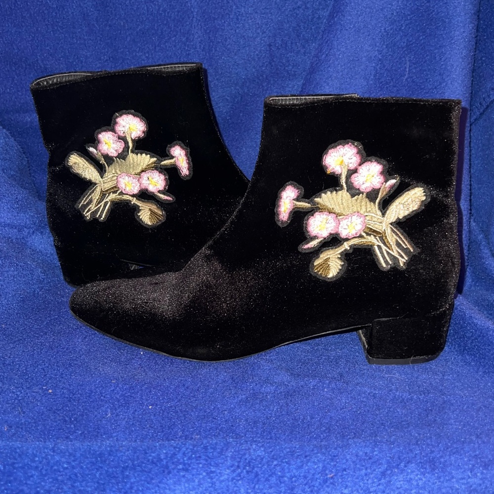 Black Velvet Booties with Floral Accent size 9. Worn once.
